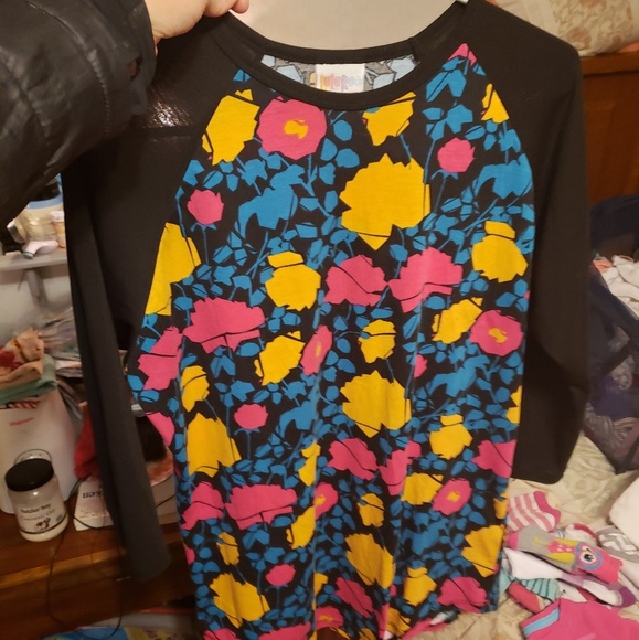 LulaRoe Randy - Picture 1 of 5